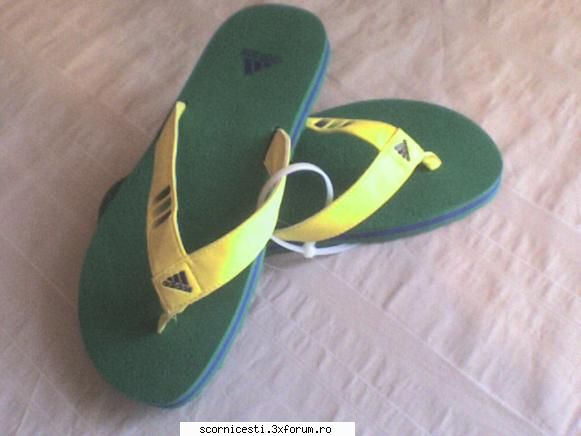 vand slapi de vara adidas la pretz redus(din cauza ca nu este 42,pretzul este de 60 de daca vretzi